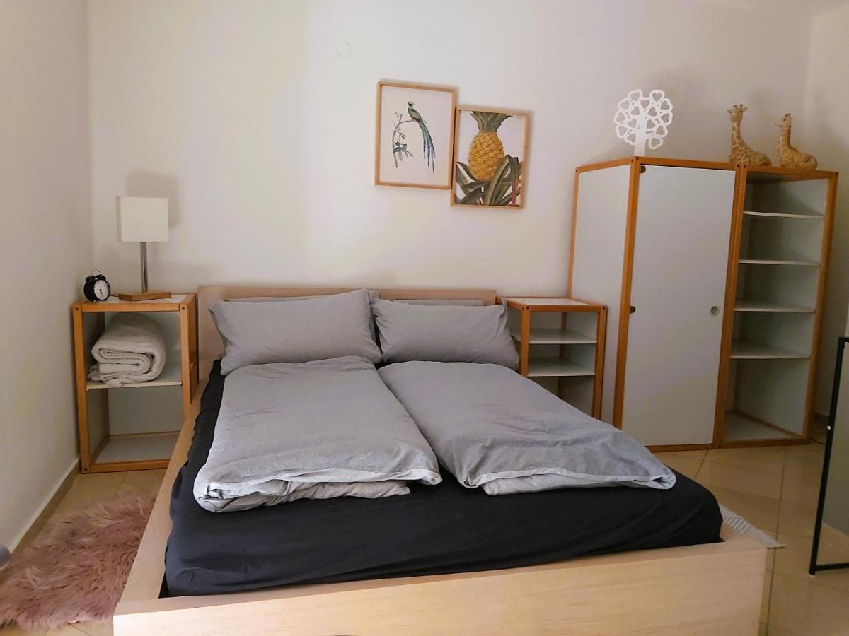 Waldwinkel Apartment ทรอยช์ทลิงเงน ภายนอก รูปภาพ